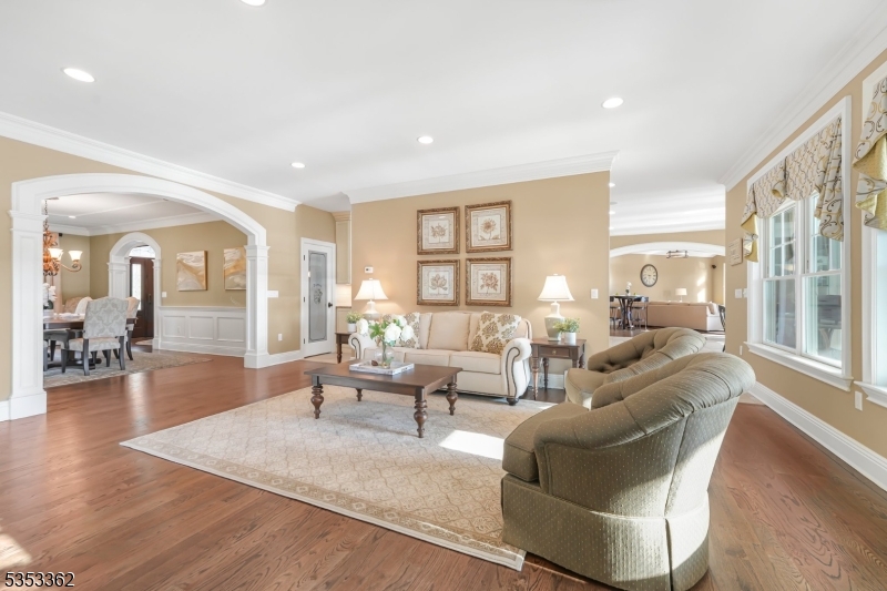 Pines Lake - Residential