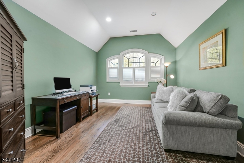 Pines Lake - Residential