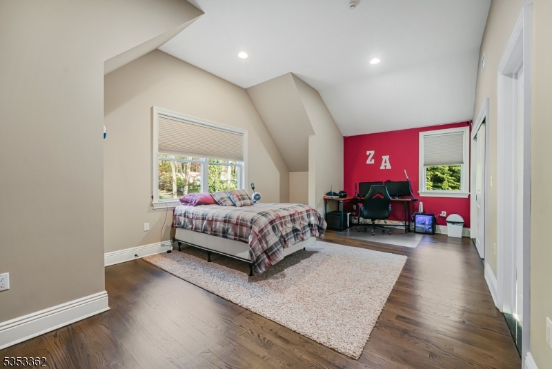 Pines Lake - Residential