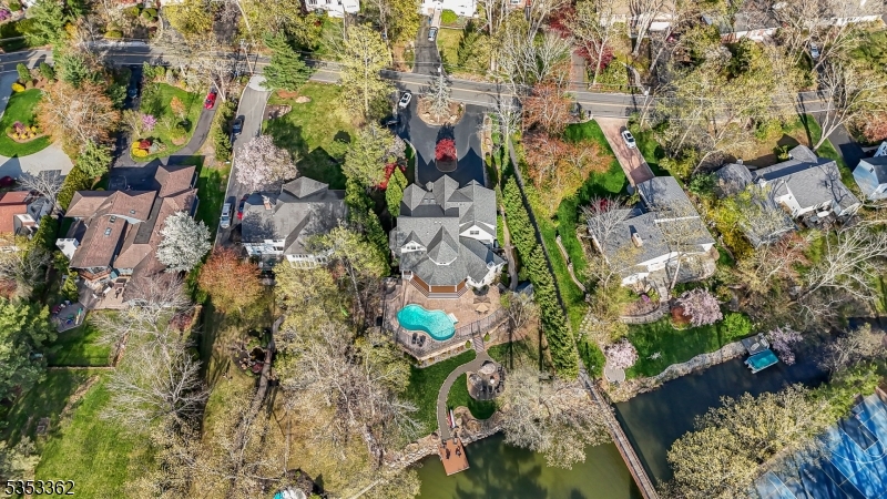 Pines Lake - Residential