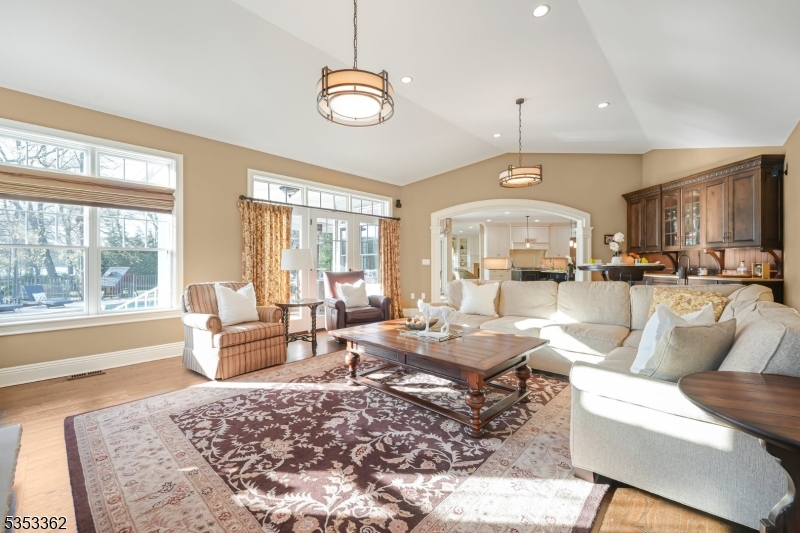 Pines Lake - Residential