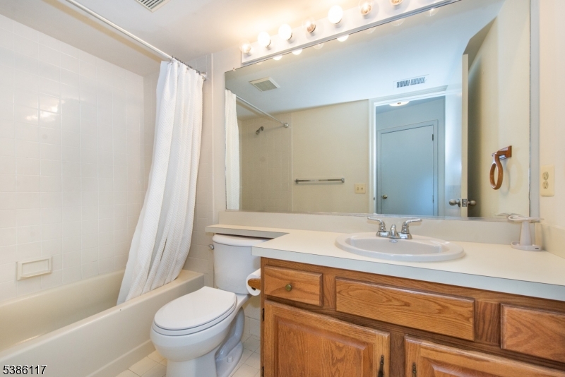 Crestmont/The Hills - Residential Lease