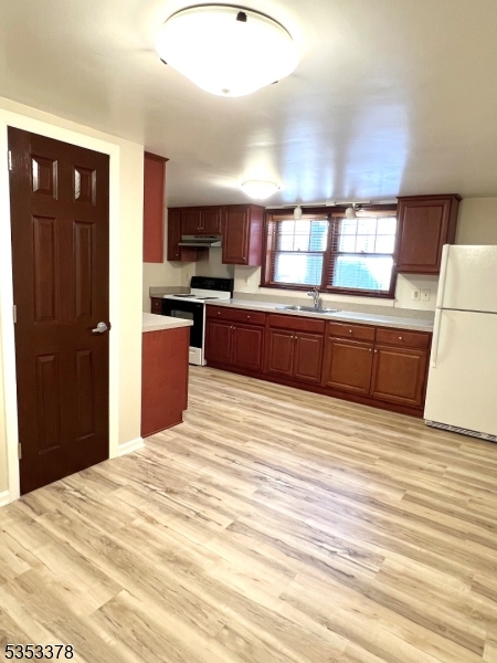 132 Lincoln St 1