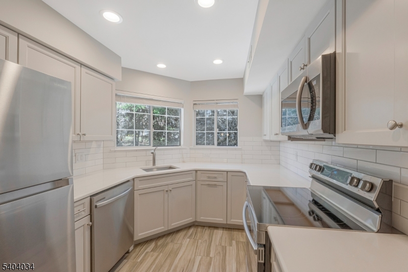 Crestmont Hills - Residential Lease