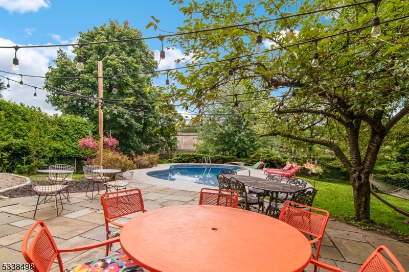 Old Short Hills - Residential