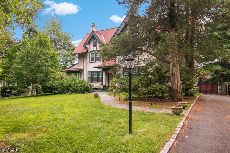 Old Short Hills - Residential