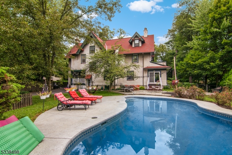 Old Short Hills - Residential