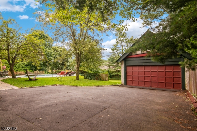 Old Short Hills - Residential