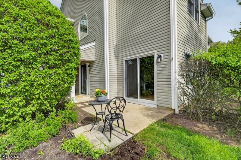 Four Oaks/The Hills - Residential