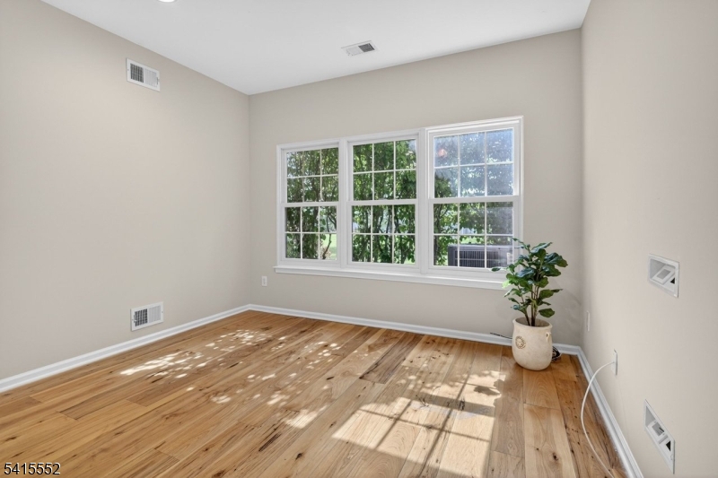 Four Oaks/The Hills - Residential