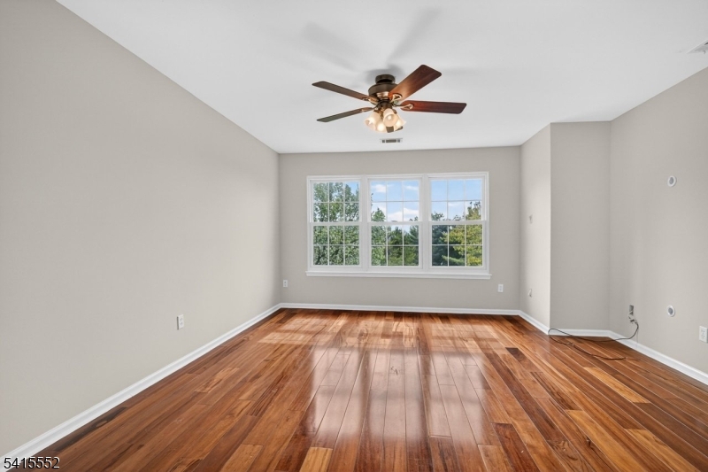 Four Oaks/The Hills - Residential