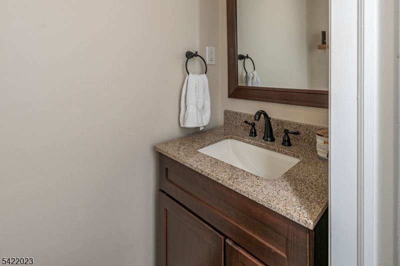 Williamsburg Square - Residential