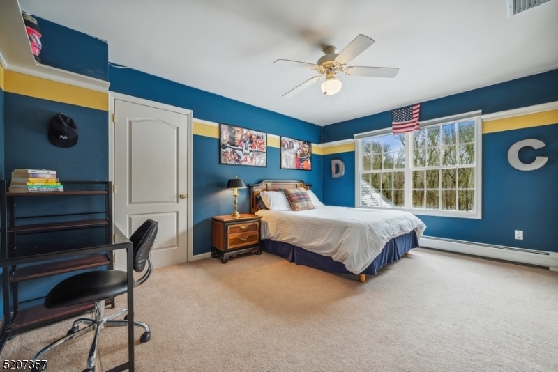 HIDDEN ACRES - Residential