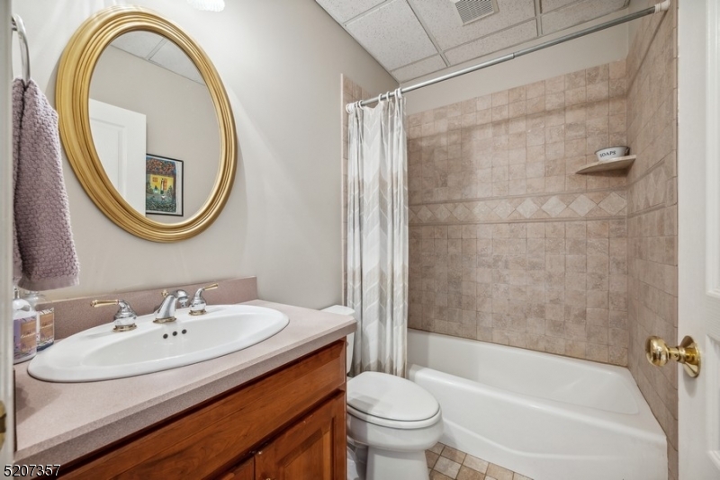 HIDDEN ACRES - Residential