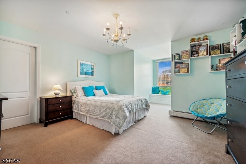 HIDDEN ACRES - Residential