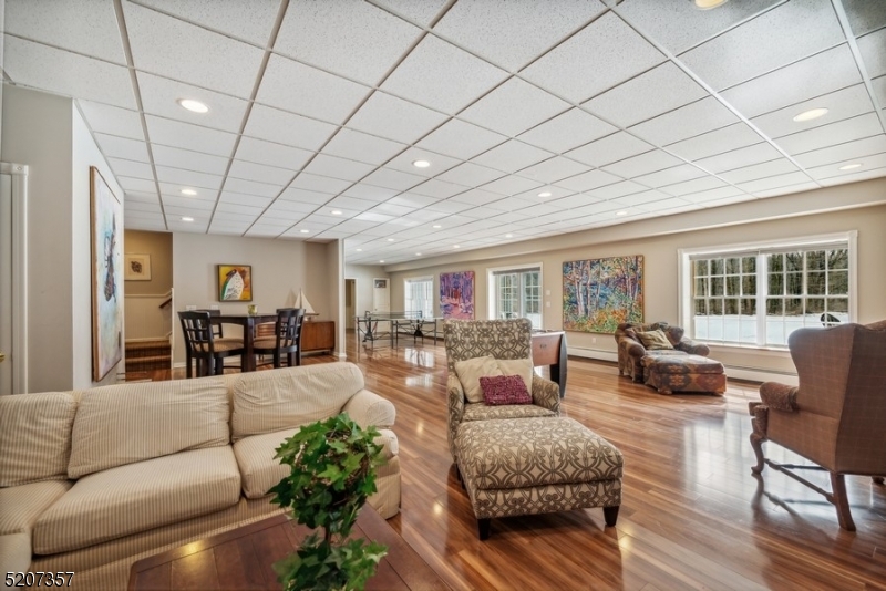 HIDDEN ACRES - Residential