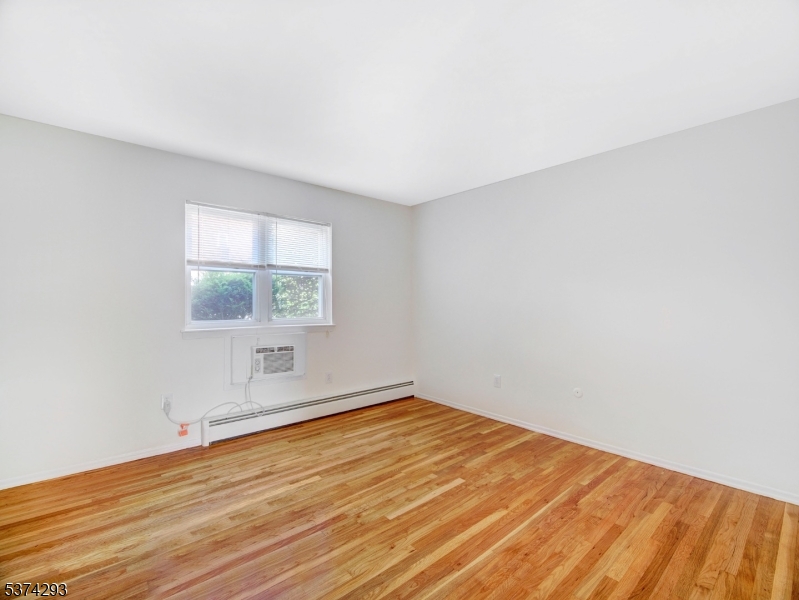 Mountain Club - Residential Lease