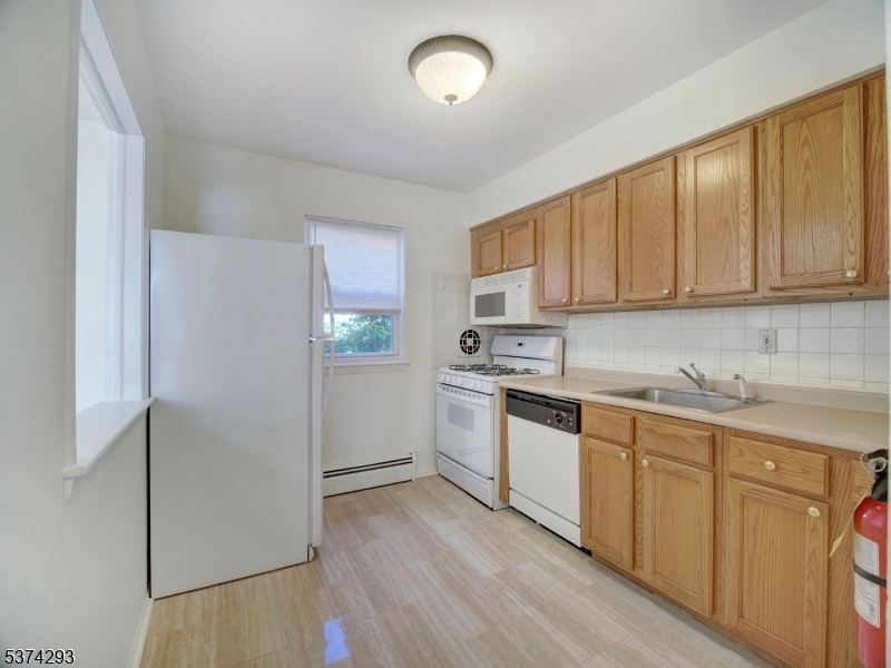 Mountain Club - Residential Lease