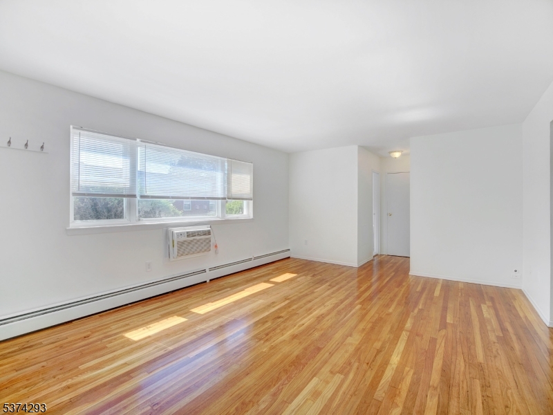 Mountain Club - Residential Lease