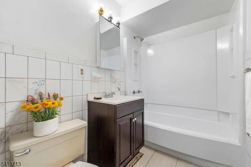 Bergen-Lafayette - Residential