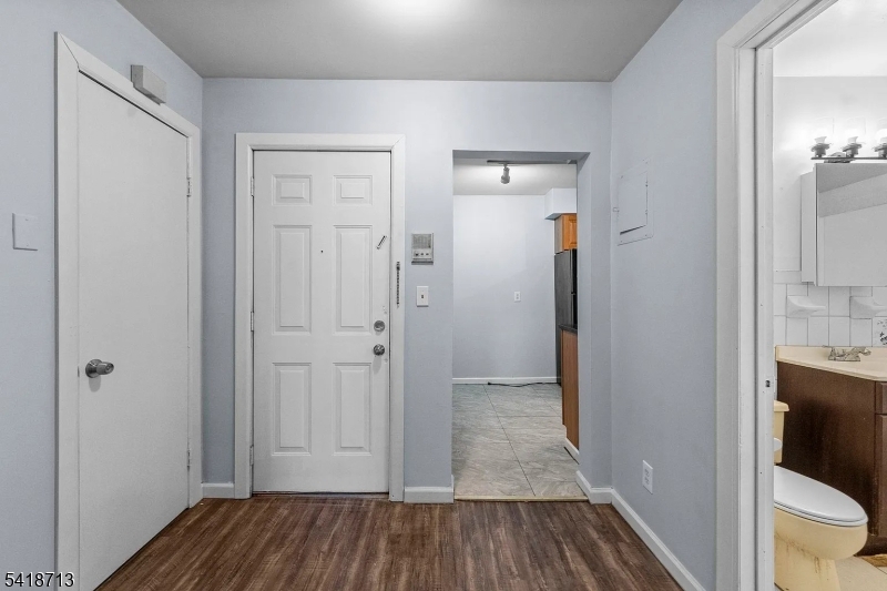 Bergen-Lafayette - Residential