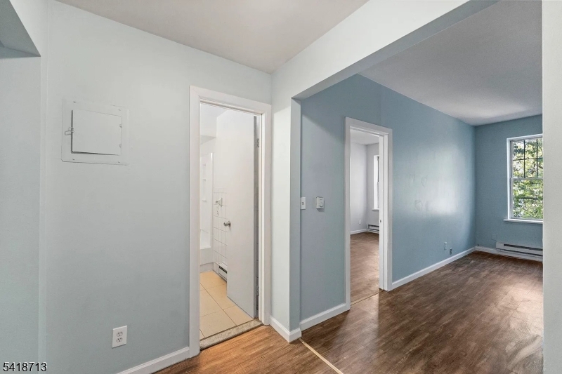 Bergen-Lafayette - Residential