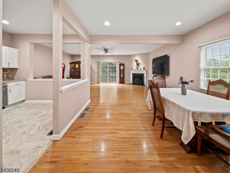 Mazdabrook Commons - Residential
