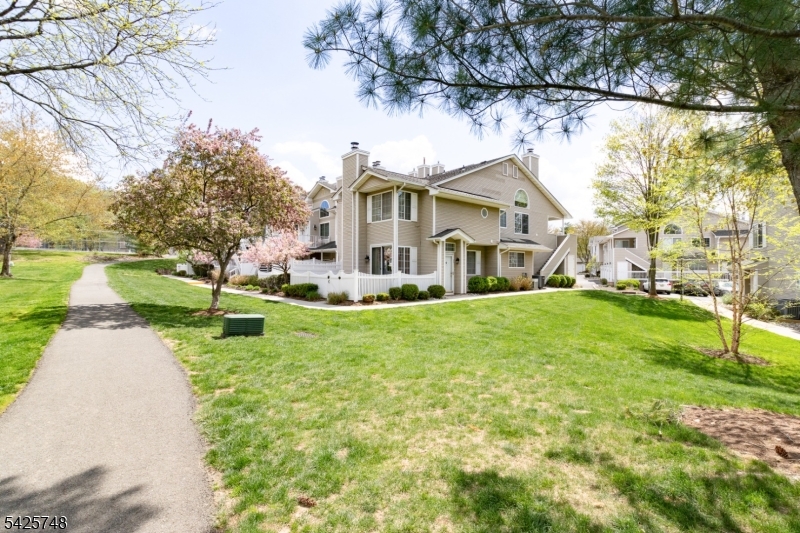 Crestmont - Residential