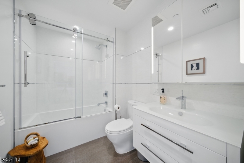 Manelli - Residential