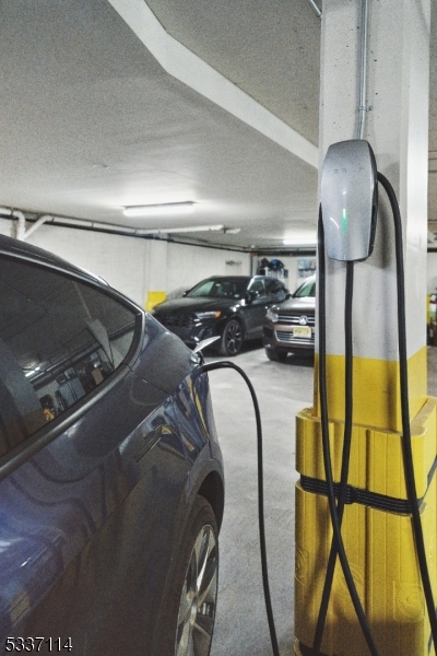 Manelli - Residential