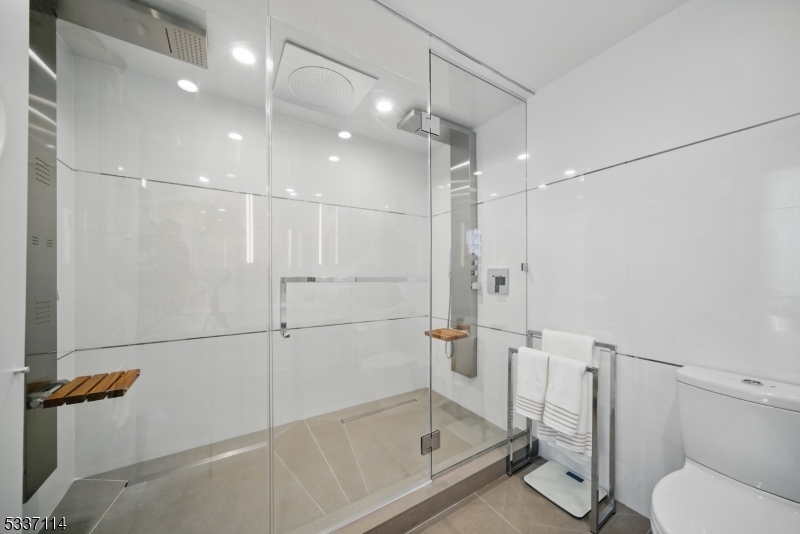 Manelli - Residential