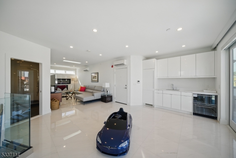 Manelli - Residential