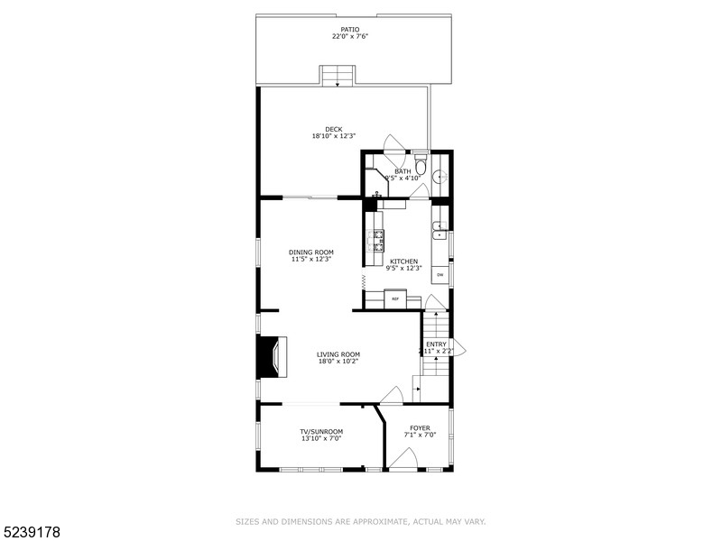 Main image without alt text