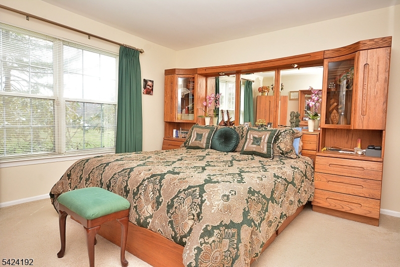 Spring Ridge - Residential