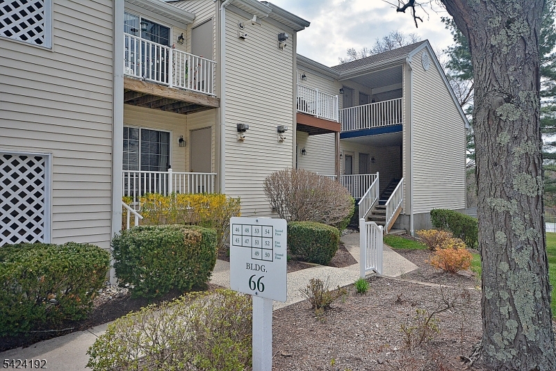 Spring Ridge - Residential