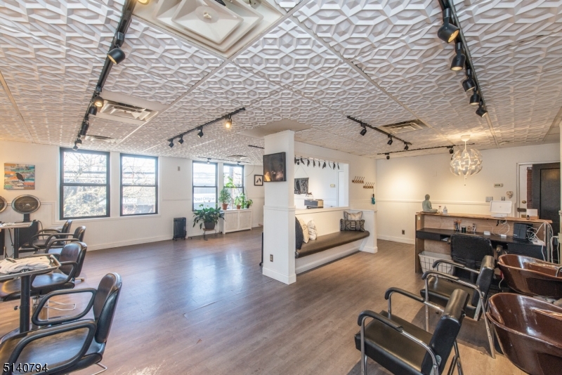 Watchung Plaza - Commercial Sale