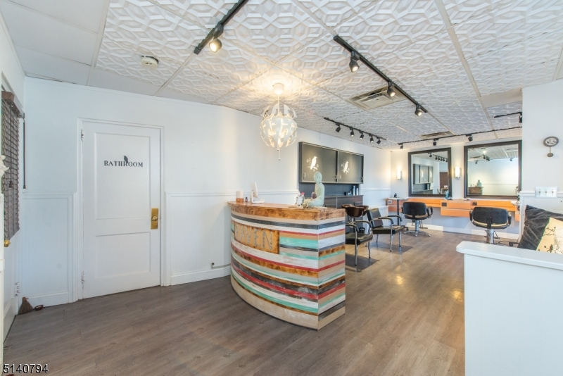 Watchung Plaza - Commercial Sale