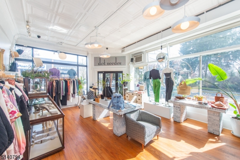 Watchung Plaza - Commercial Sale