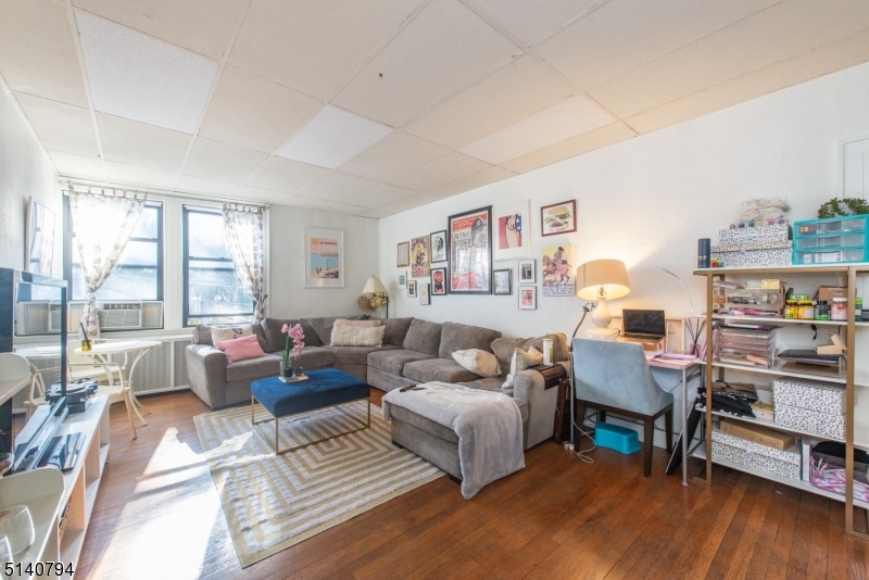 Watchung Plaza - Commercial Sale