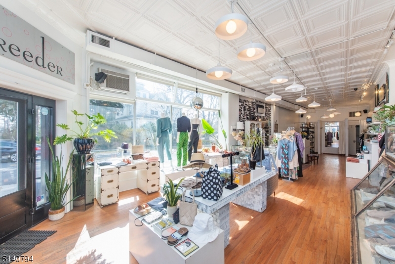 Watchung Plaza - Commercial Sale