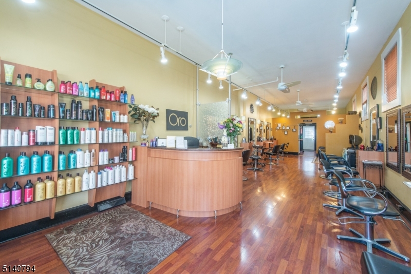 Watchung Plaza - Commercial Sale