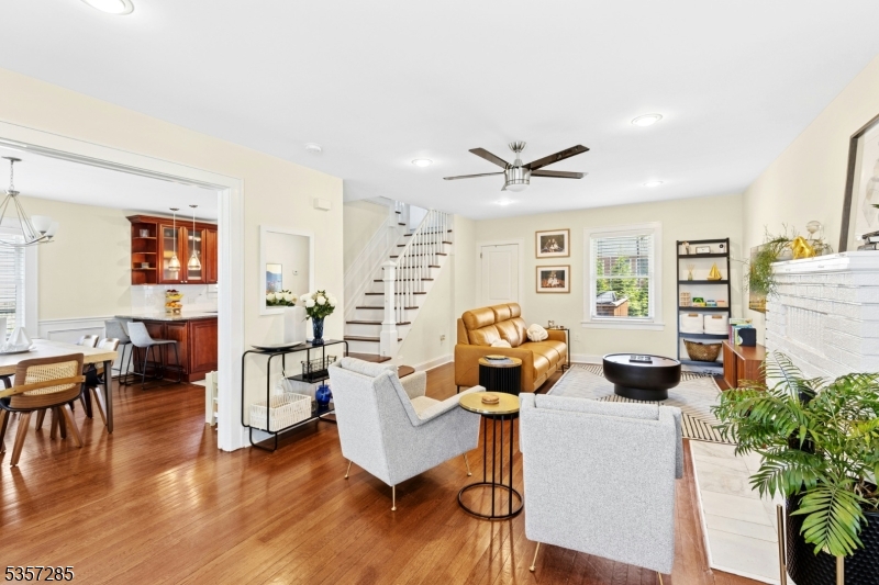 1208 Lansdowne Ter