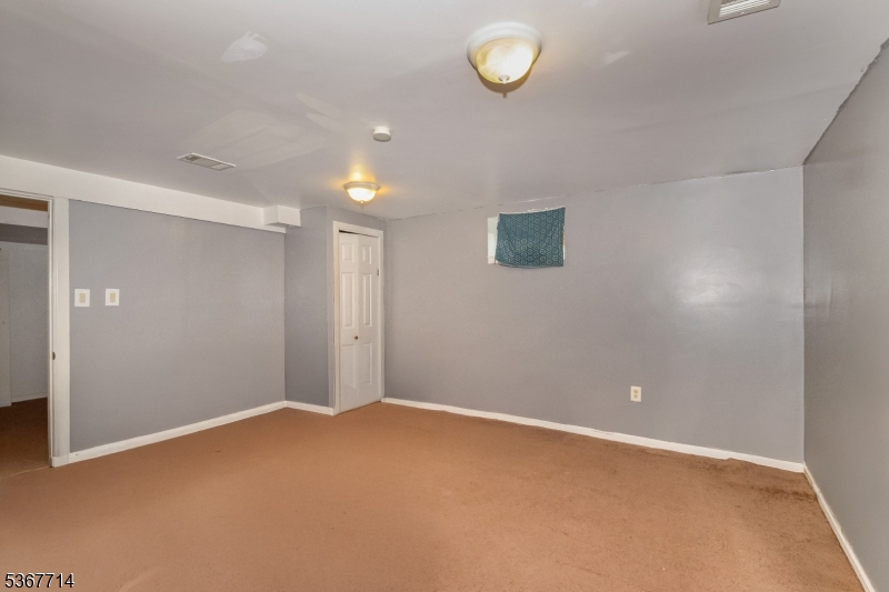 City Of Orange Twp., New Jersey 07050, United States, 3 Bedrooms Bedrooms, ,4 BathroomsBathrooms,Residential,Active,183660