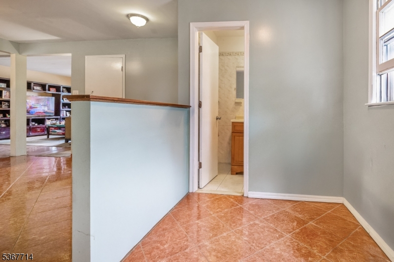 City Of Orange Twp., New Jersey 07050, United States, 3 Bedrooms Bedrooms, ,4 BathroomsBathrooms,Residential,Active,183660