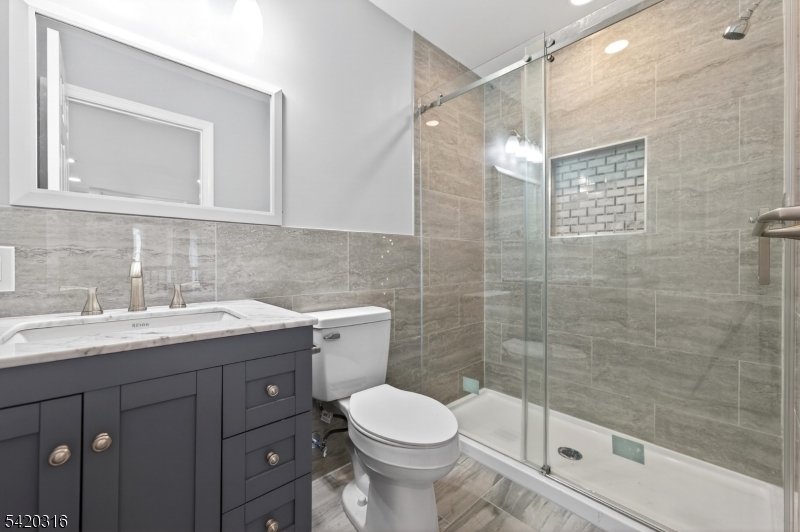 Lake Parsippany - Residential