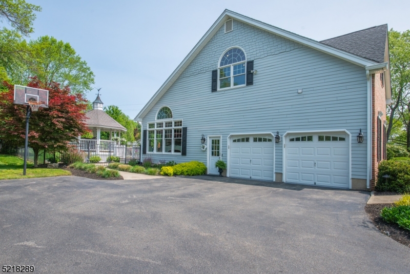 Hunters Ridge - Residential