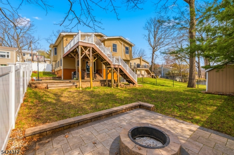 White Meadow Lake - Residential