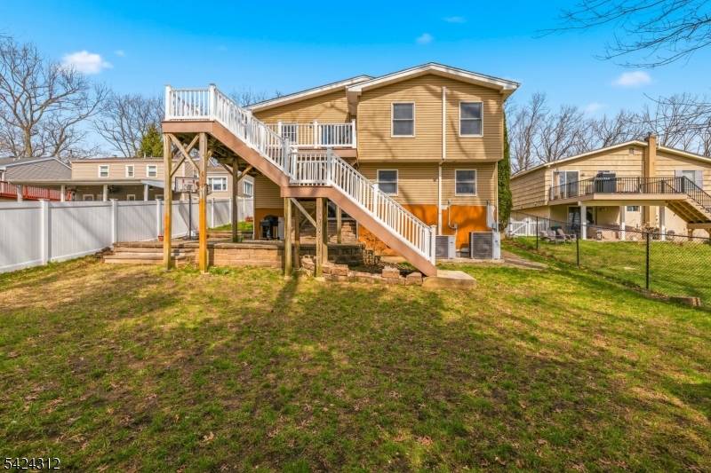 White Meadow Lake - Residential