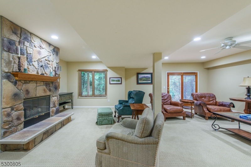 LONGVIEW - Residential