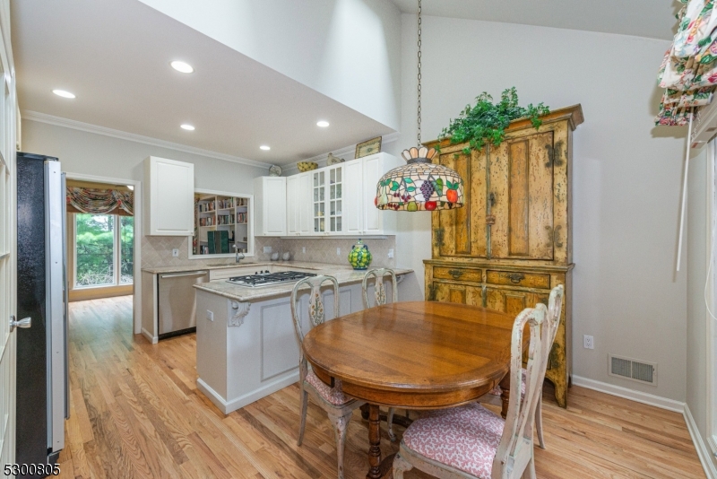 LONGVIEW - Residential